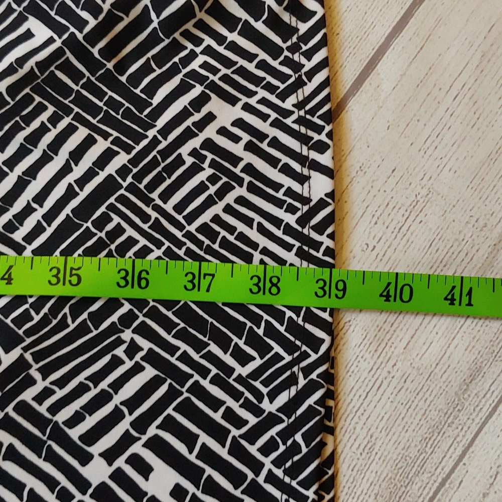 ANN TAYLOR KNIT BAMBOO PATTERNED MOCK WRAP DRESS - Picture 8 of 8